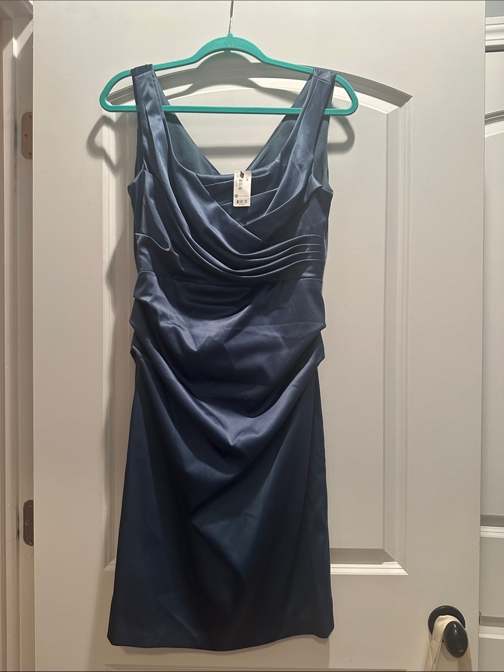 Elegant Teal Sleeveless Draped Cocktail Dress